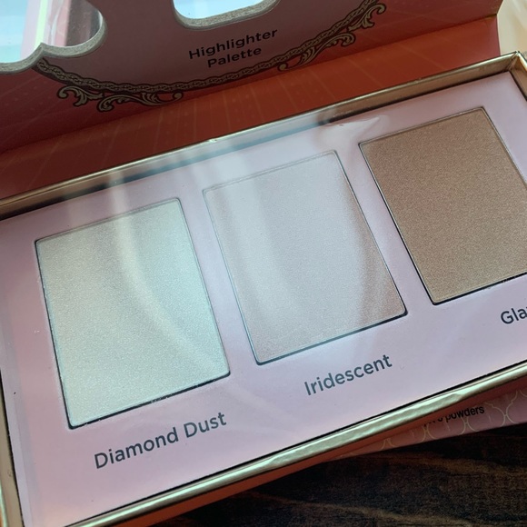 JOAH Beauty Bundle - Picture 9 of 15